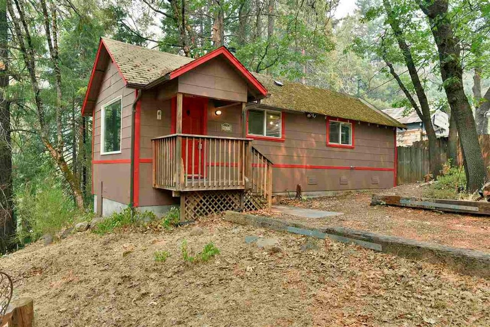 4633 Shasta View Ave, Dunsmuir, CA 96025 - photo 1
