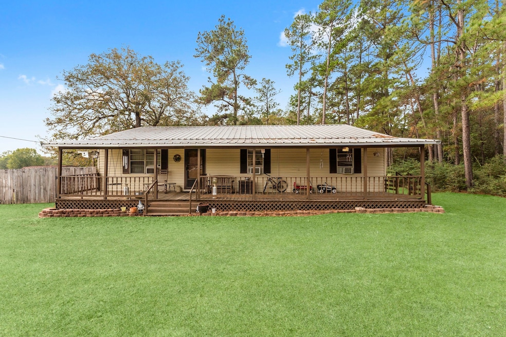 11281 Clint Parker Rd, Conroe, TX 77303 - photo 1