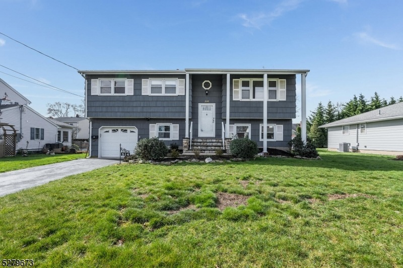 514 Hancock St, Middlesex, NJ 08846 - photo 1