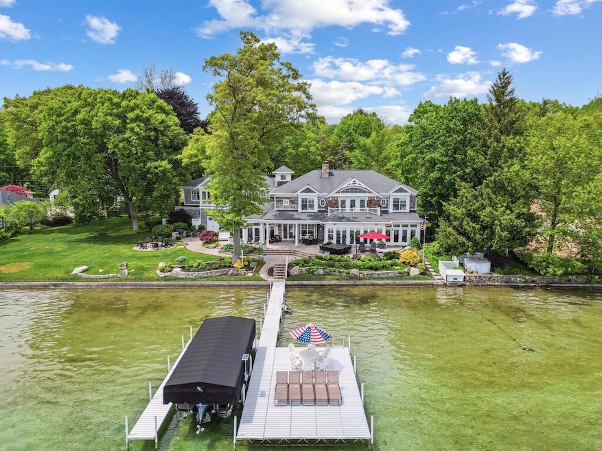 For Sale $9,999,900 • Co-Listing Agent