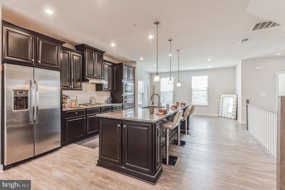 10130 American Pharoah Ln unit B, Laurel, MD 20723 - photo 1