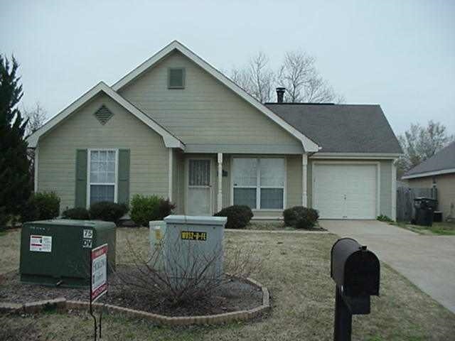 104 Country Walk, Warner Robins, GA 31088 - photo 1