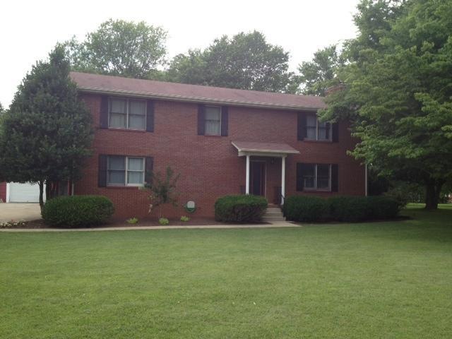 215 Riggs Ave, Portland, TN 37148 - photo 1