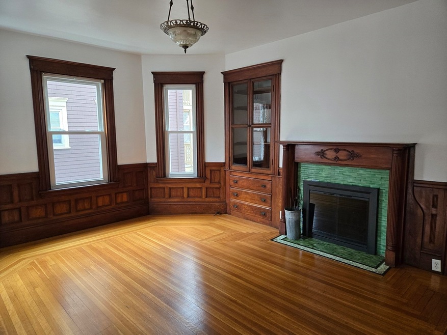 72 Hewlett St unit 1, Roslindale, MA 02131 - photo 1