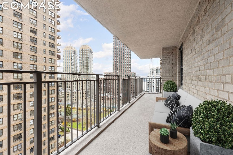 Coliseum Plaza unit 16MN, New York, NY 10023 - photo 1