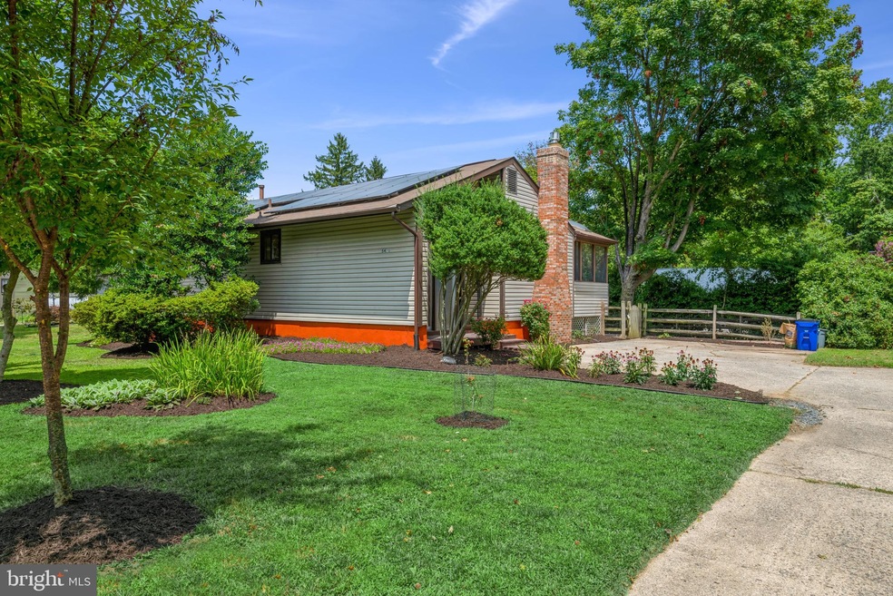 5471 Halflight Garth, Columbia, MD 21045 - photo 1