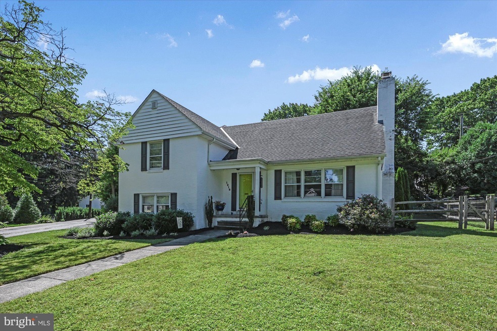 1218 Girard Ave, Reading, PA 19610 - photo 1