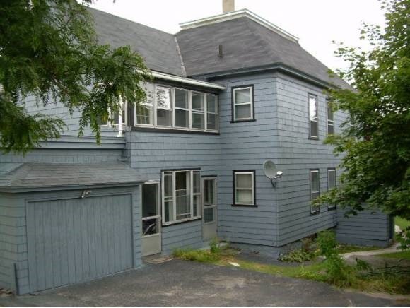 723 2nd Ave, Berlin, NH 03570 - photo 1