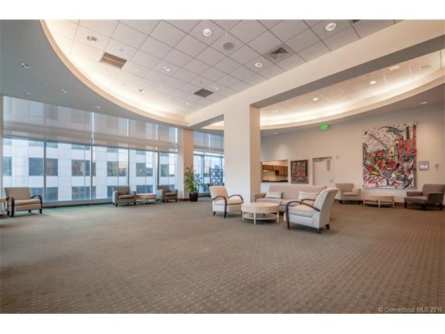 221 Trumbull St unit FP 1H, Hartford, CT 06103 - photo 1