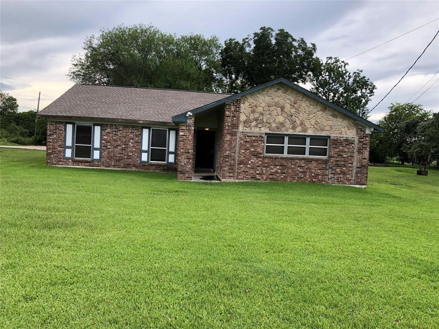 19696 Hastings Rd, Alvin, TX 77511 - photo 1