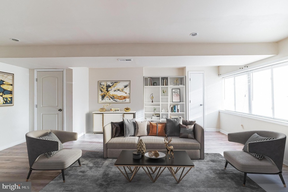 209 Glen Cove Rd, Darby, PA 19023 - photo 1