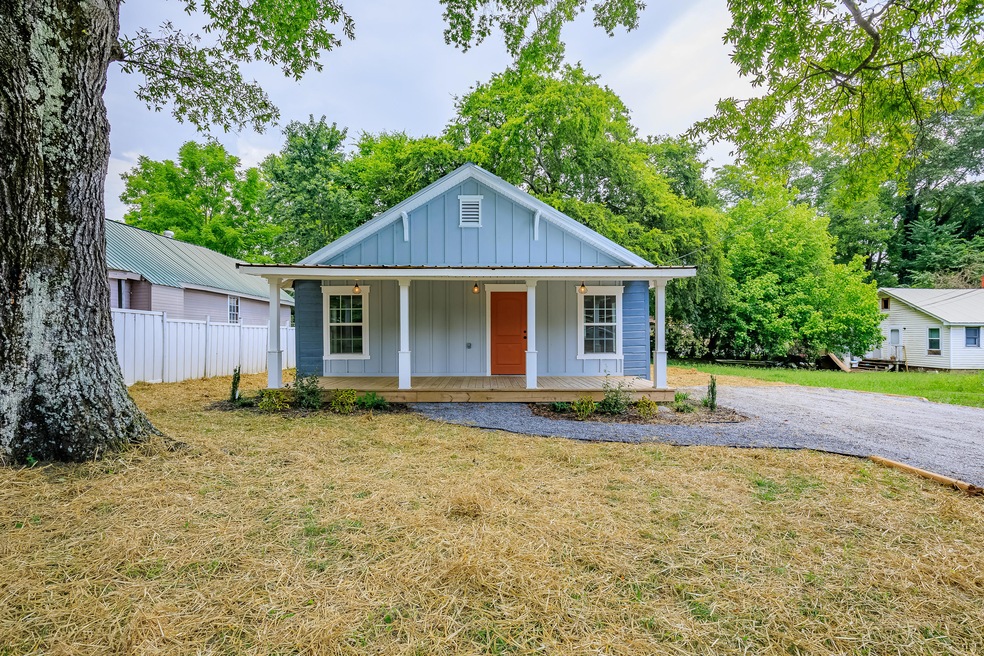 510 Colerain St, LaFayette, GA