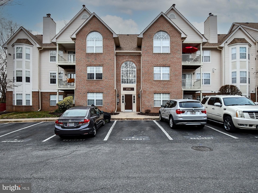 9720 Lake Pointe Ct unit 102, Upper Marlboro, MD 20774 - photo 1