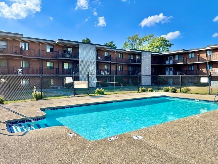 14 Arizona Terrace unit 10, Arlington, MA 02474 - photo 1