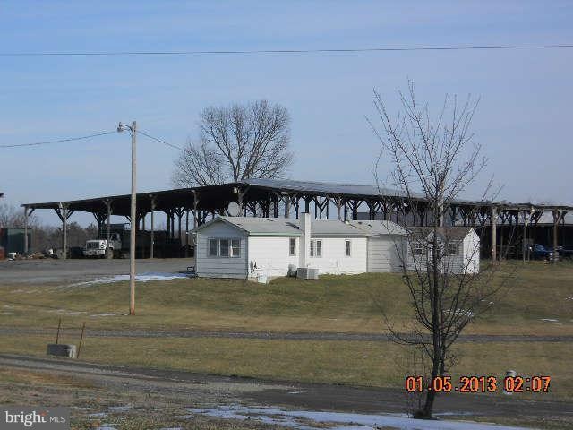 233 E Parkins Mill Rd, Winchester, VA 22602 - photo 1