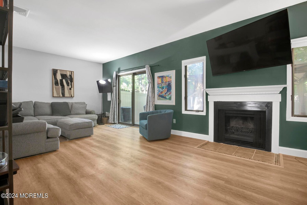 804 Bounty Ct unit 4B, Toms River, NJ 08753 - photo 1