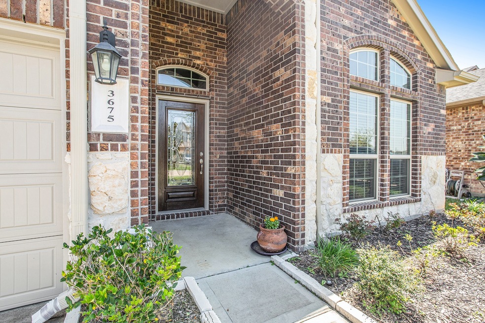 Welcome home to 3675 Daintree Park Drive in Tamarron.