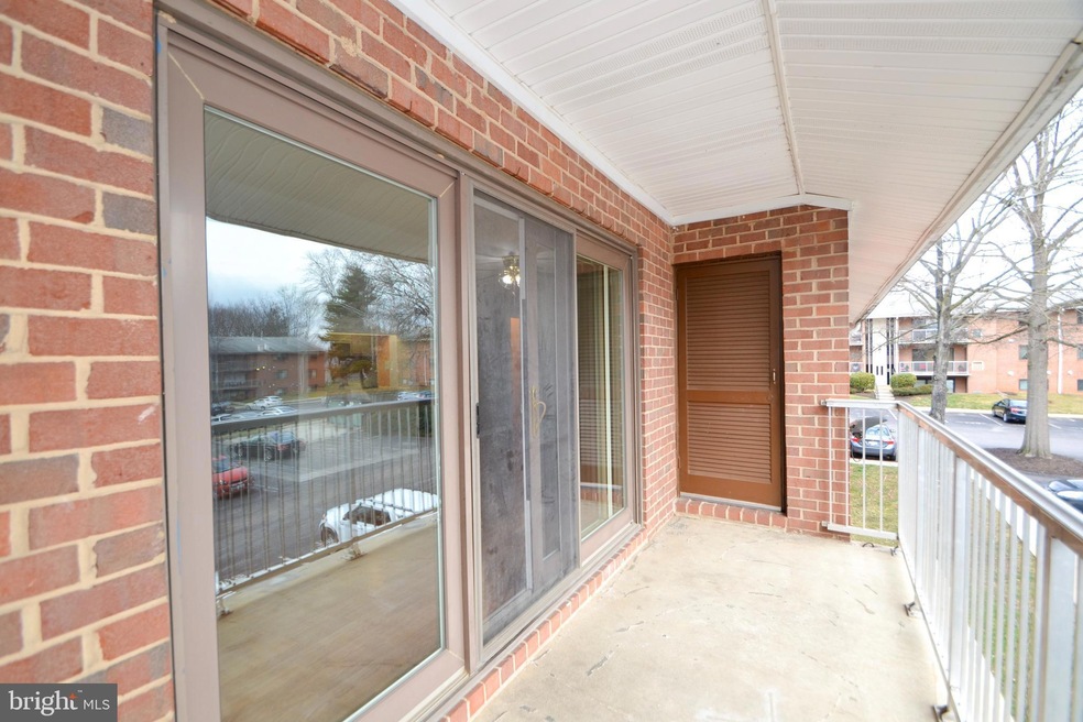 200 Erin Way unit 202, Reisterstown, MD 21136 - photo 1