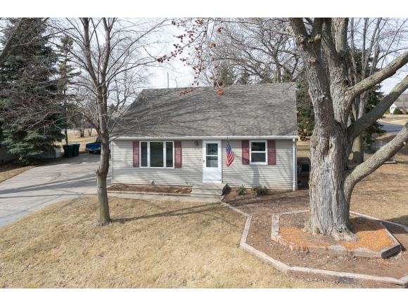 1413 N Rexford St, Appleton, WI 54914 - photo 1