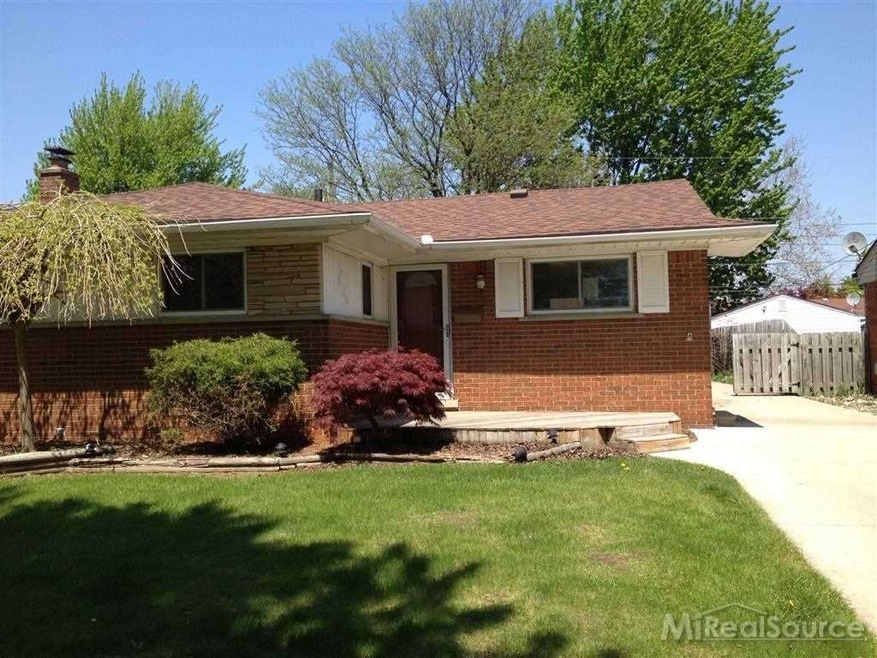 15263 Everly St, Roseville, MI 48066 - photo 1