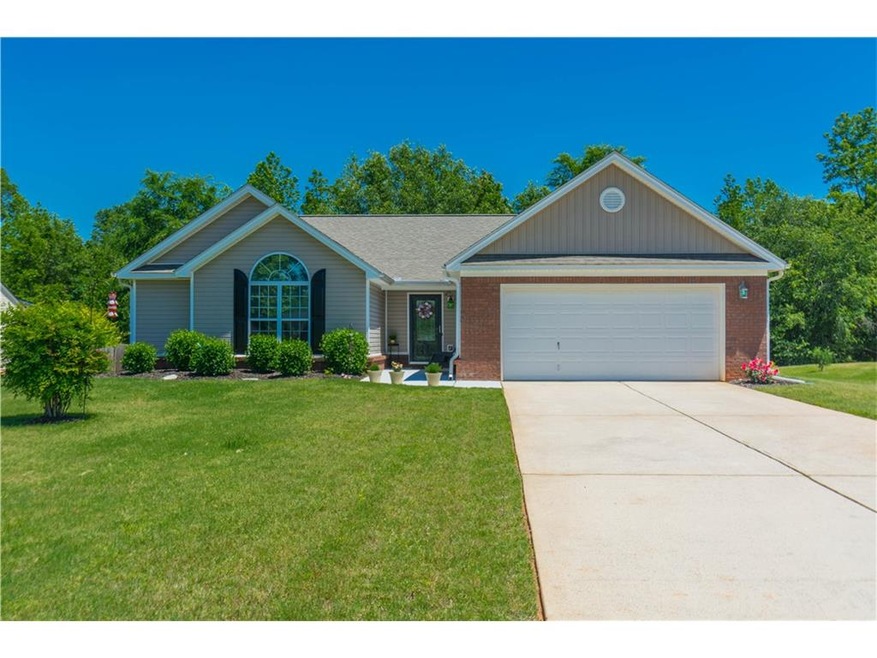 Excellent Curb Appeal