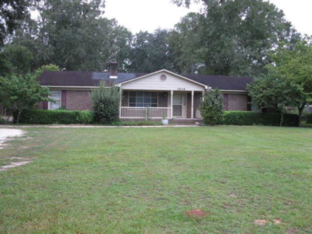 1504 Nelms Rd, Albany, GA 31705 - photo 1