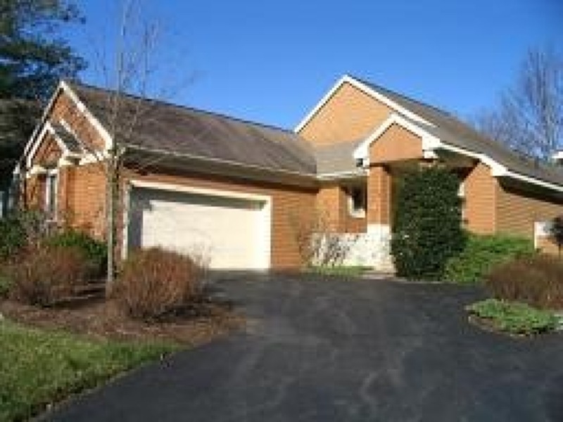 10 Tannery Hill Dr, Hamburg, NJ 07419 - photo 1