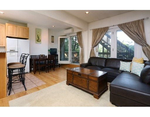 86 Russell St unit 1, Charlestown, MA 02129 - photo 1