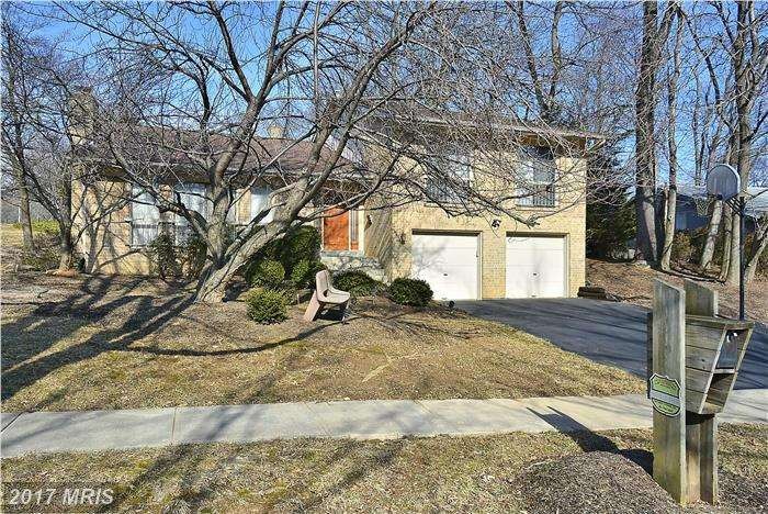 18 Locks Pond Ct, Potomac, MD 20854 - photo 1