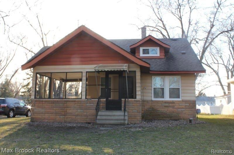 1522 Furnwall (1).jpg