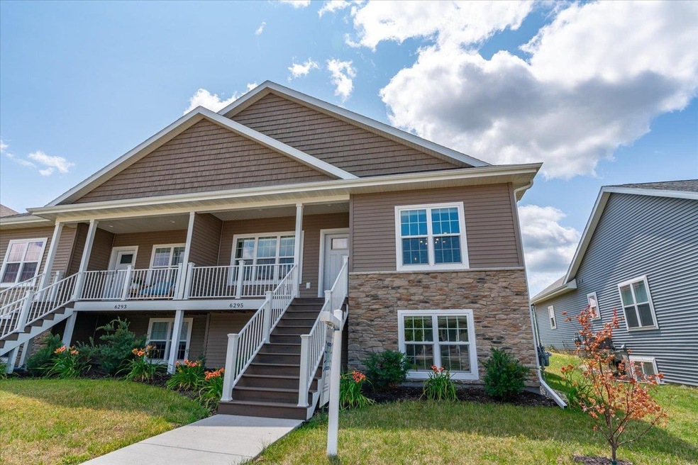 6295 Stone Gate Dr, Fitchburg, WI 53719 - photo 1