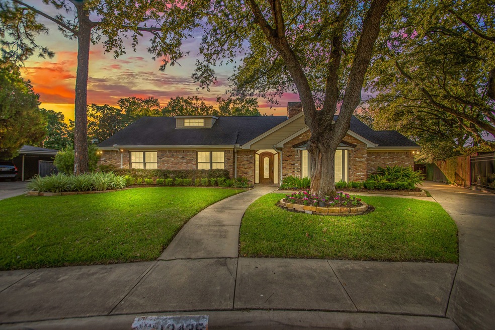 12435 Woodthorpe Ln, Houston, TX 77024 - photo 1