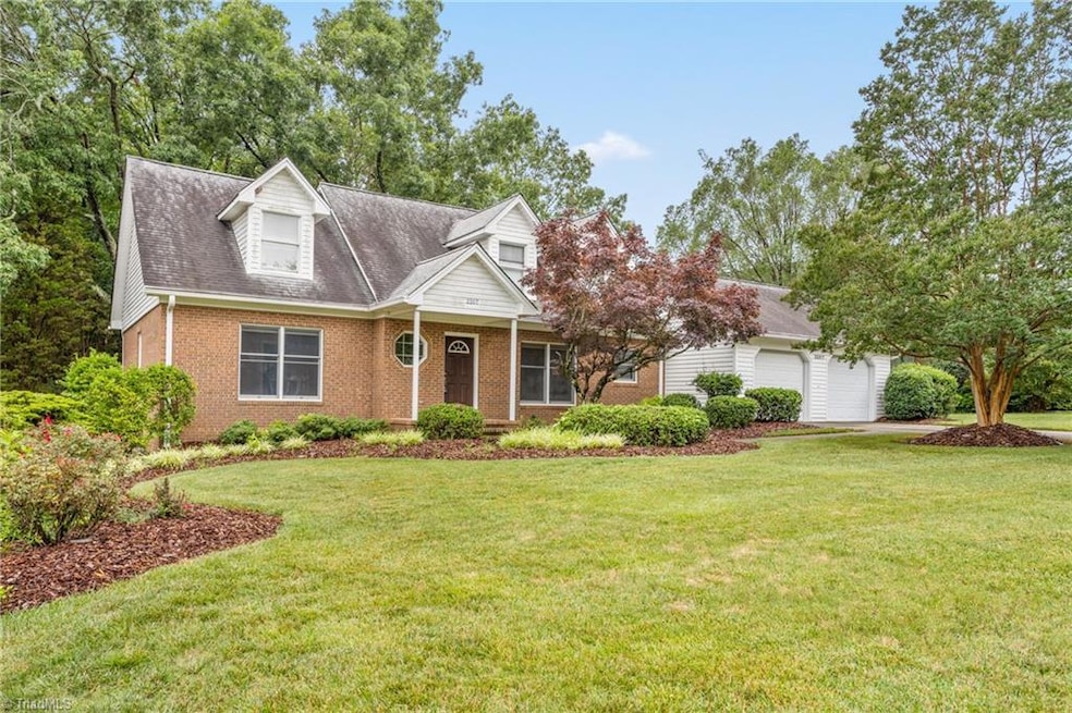 2207 Porsha Ln, High Point, NC 27265 - photo 1
