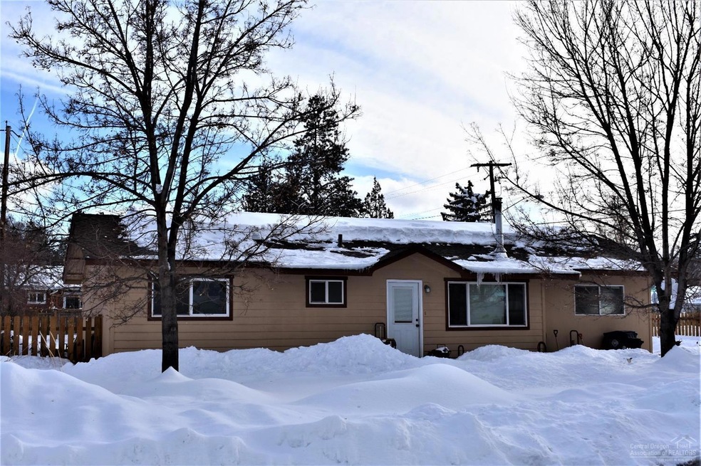 1205 NE Dempsey Dr, Bend, OR 97701 - photo 1