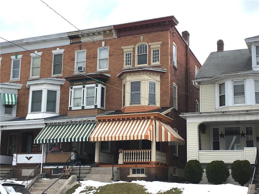 646 E Broad St, Tamaqua, PA 18252 - photo 1