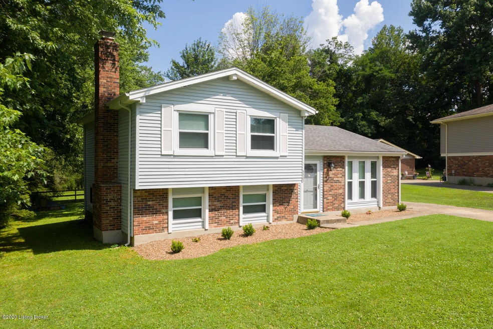 8803 William Penn Way, Louisville, KY 40228 - photo 1