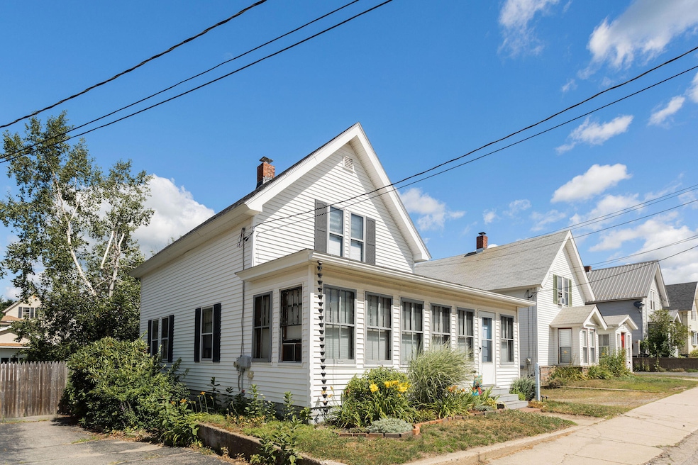 54 Cottage St, Sanford, ME 04073 - photo 1