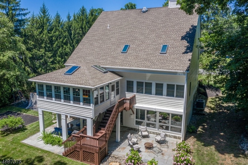 108 Center St, Clinton, NJ 08809 - photo 1