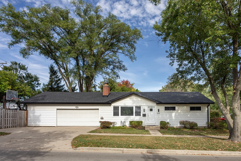 606 Longfellow Ave, Deerfield, IL 60015 - photo 1