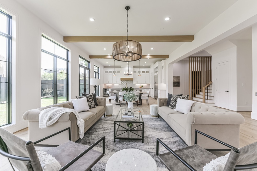 Welcome to 1428 Nantucket Unit C, an extraordinary