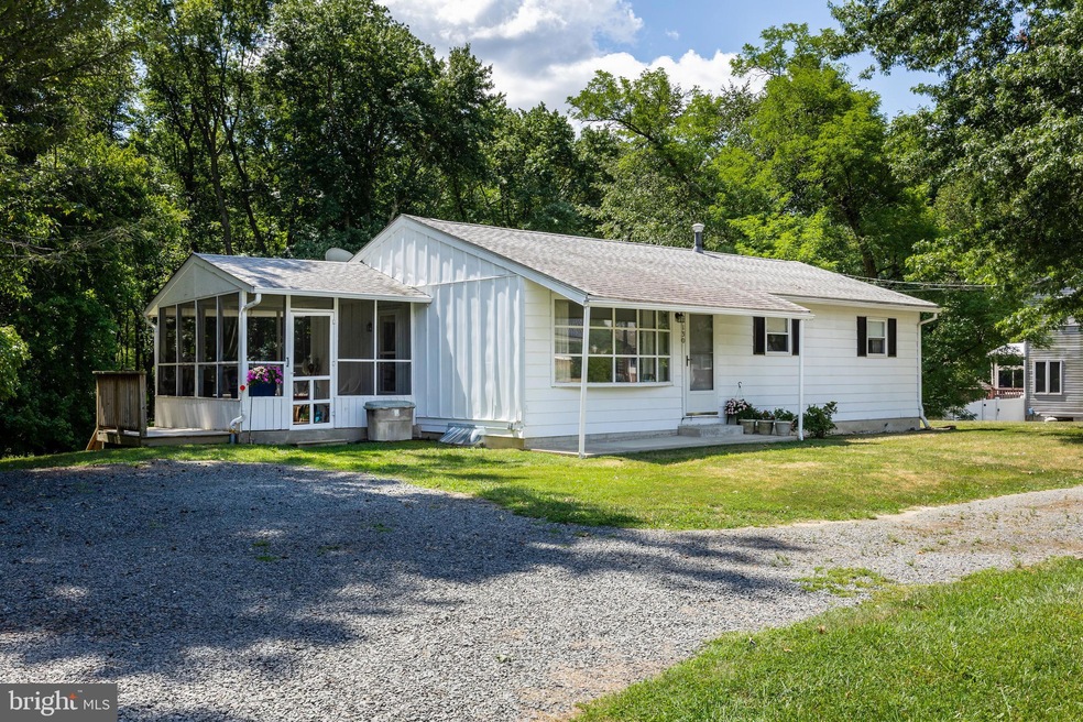 1130 Monmouth Rd, Mount Holly, NJ 08060 - photo 1