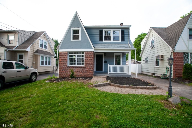 619 Harrison St, Rahway, NJ 07065 - photo 1