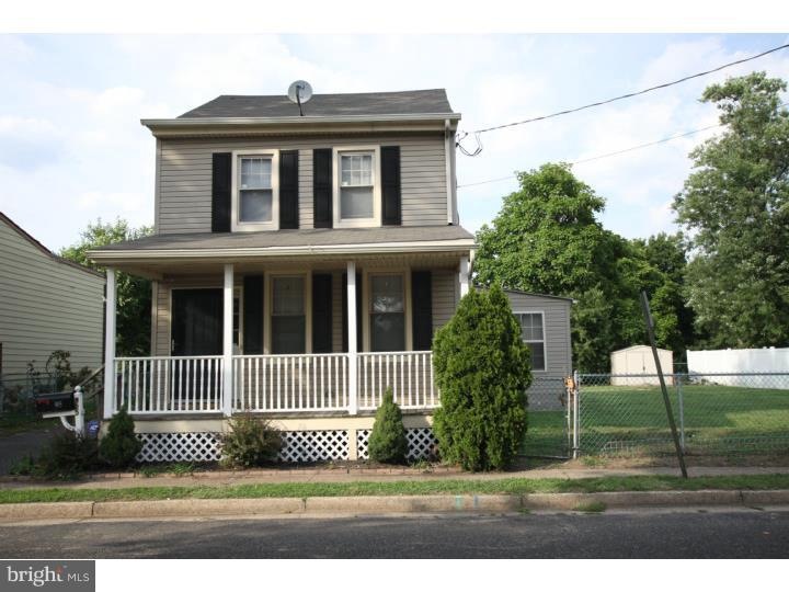 905 Ridgeway St, Gloucester City, NJ 08030 - photo 1