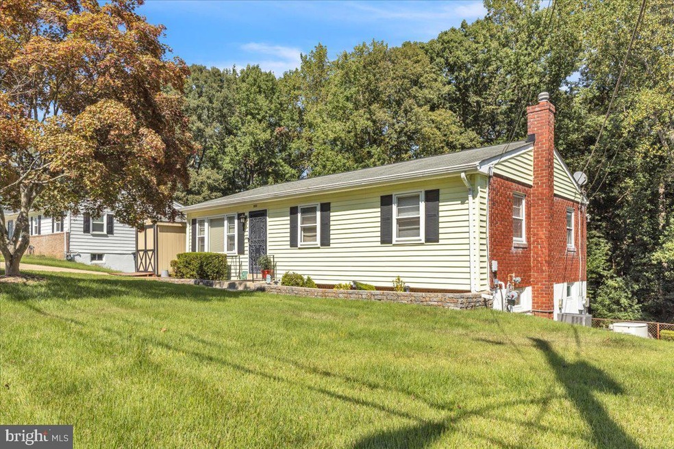 9006 Anna Dr, Clinton, MD 20735 - photo 1