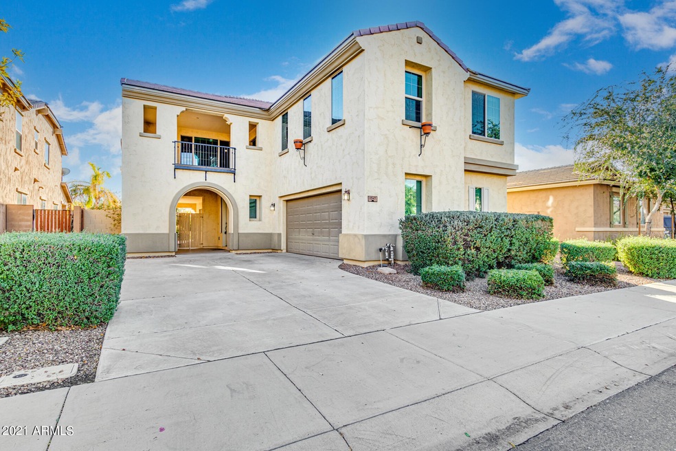 1547 E. Hummingbird Wy
