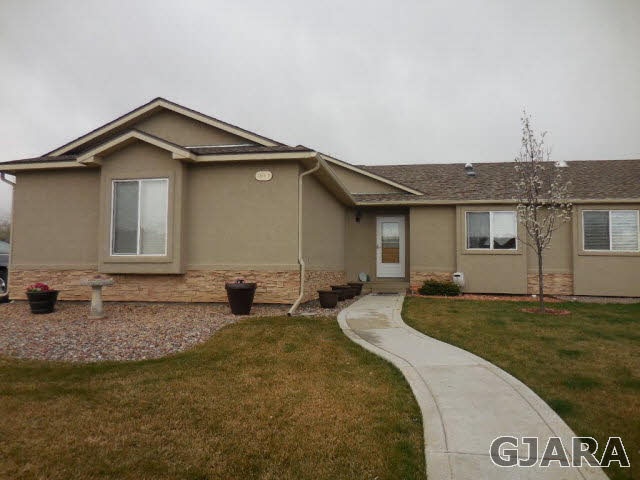 2493 Lake Park Ct unit B, Grand Junction, CO 81505 - photo 1