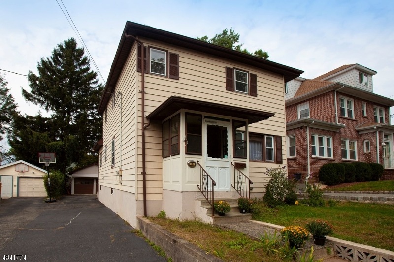 35 Robertson Rd, West Orange, NJ 07052 - photo 1