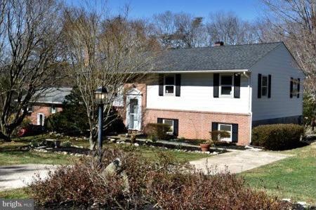 5930 Snowdens Run Rd, Sykesville, MD 21784 - photo 1