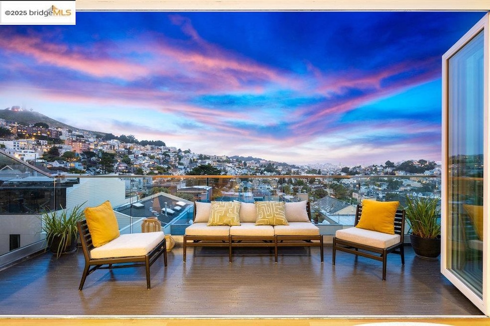 Sold $2,050,000 • Co-Listing Agent