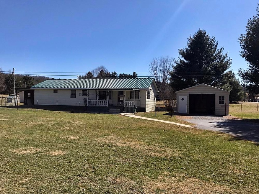 Home on 1 AC in Greenbank